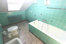 Badezimmer + Kaarst + freistehendes Einfamilienhaus + Bj. 1962 + ca. 130 m� Wohnfl�che + ca. 642 m� Grundst�ck