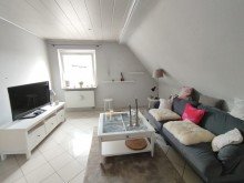 Wohnzimmer + Kaarst + 2,5-Zimmer-Wohnung in 2-Familien-Haus + ca. 73 m� Wohnfl�che + Balkon + Stellplatz +