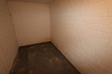 Vorratskeller + Kaarst + gro�z�giges Reihenendhaus + Bj. 1981 + ca. 155 m� Wohnfl�che + 6 Zimmer + 2 Garagen +