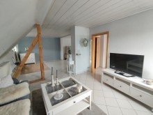 Wohnzimmer + Kaarst + 2,5-Zimmer-Wohnung in 2-Familien-Haus + ca. 73 m� Wohnfl�che + Balkon + Stellplatz +