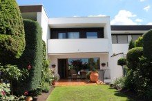 R�ckansicht Kaarst + Reihenmittelhaus + ca. 107 m� Wohnfl�che + Frei ab Mitte 2021