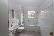 Bad + Kaarst - Zentrum + 2-Zimmerwohnung  + Garten + ca. 66 m� + renoviert  + ab 01.01. bezugsfrei +