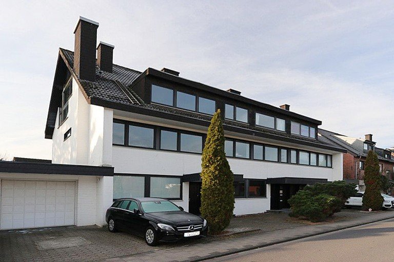Hauptbild: + Kaarst + Split-Level-Wohnung auf 4 Ebenen mit Dachterrasse + ca. 123 m� Wohnfl. + 2 Schlafzimmer