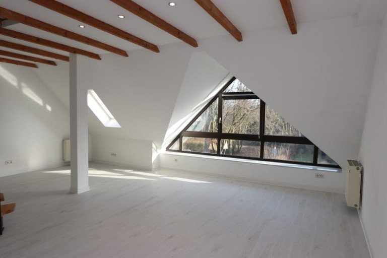 Wohnzimmer Kaarst Maisonettewohnung + Kaarst + modernes Maisonette Apartment + ca. 56 m� + Einbauk�che + neuer Fu�boden +