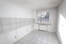 K�che + Kaarst + 3-Zimmerwohnung + Bj. 1969 + ca. 82 m� Wohnfl�che + 1. OG  + Balkon + Garage +