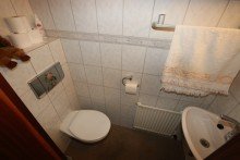 G�ste-WC + Kaarst + ruhige Lage + Reihenmittelhaus + Bj. 1969 + ca. 95 m� Wohnfl�che + ca. 181 m� Grundst�ck