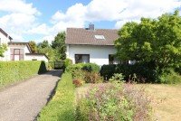 Bild (72613f57953b4fe9f6f1a95f0e566891): + Holzb�ttgen + Baugrundst�ck mit Altbestand + 1.867 m� Grundst�ck +
