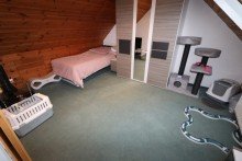 Spitzboden + Vorst + 2-Familienhaus + 1986 + 714 m� Grundst�ck + ca. 204 m� Wohnfl�che + Garage + Carport +