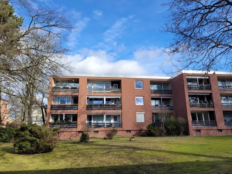 Aussenansicht Kaarst Etagenwohnung + KAARST + RENOVIERTE 2-ZIMMERWOHNUNG + LOGGIA + ca. 60m� +