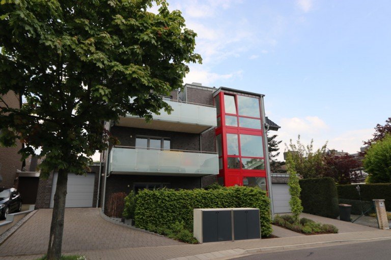 Ansicht Kaarst Etagenwohnung + KAARST + 3 -ZIMMERWOHNUNG + ca. 72 m� AUFZUG + BARRIEREFREI + 2. OG + *ideal f�r Rentner*