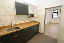 K�che + Vorst + B�ro / Praxis / Kanzlei / Ladenlokal + ca. 129 m� Gewerbefl�che + 4 R�ume + Erdgeschoss +