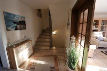 Flur + Holzb�ttgen + Doppelhaush�lfe + 116 m� Wohnfl�che + 459 m� Grundst�ck + 3 Schlafzimmer + 1989 +