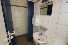 WC Damen + Vorst + B�ro / Praxis / Kanzlei / Ladenlokal + ca. 129 m� Gewerbefl�che + 4 R�ume + Erdgeschoss +