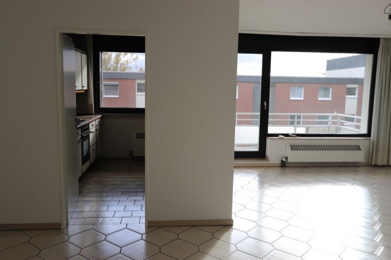 Wohnzimmer Kaarst Etagenwohnung + Kaarst-Mitte + gem�tliche 3-Zimmerwohnung + barrierearm + Sonnenbalkon + Einbauk�che + Aufzug +