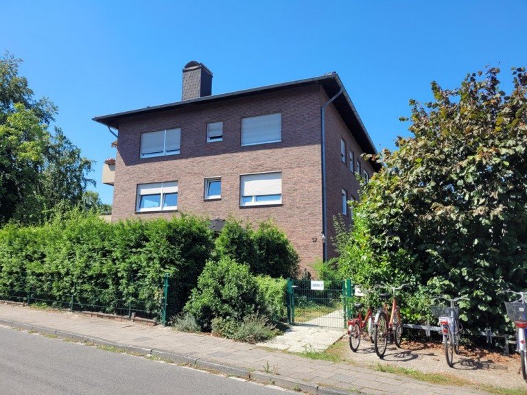 Ansicht Kaarst Etagenwohnung + Gepflegtes Apartment mit Balkon in Kaarst-Vorst + Pantryk�che + Stellplatz +