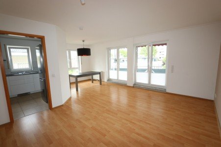 Hauptbild + Kaarst + 3-Zimmer-Wohnung + ca. 79 m� + Balkon + 2. OG + Aufzug + TG +