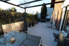Terrasse + Holzb�ttgen + Doppelhaush�lfe + 116 m� Wohnfl�che + 459 m� Grundst�ck + 3 Schlafzimmer + 1989 +