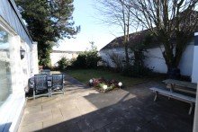 Terrasse + Kaarst + Bungalow + ca. 100 m� Wohnfl�che + 724 m� Grundst�ck + Garage + 1965 +