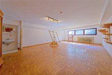 Hobbyraum + Kaarst + gro�z�giges Wohnhaus + Bj. 1972 + mit viel Potenzial f�r Familie, Generationen & Arbeiten
