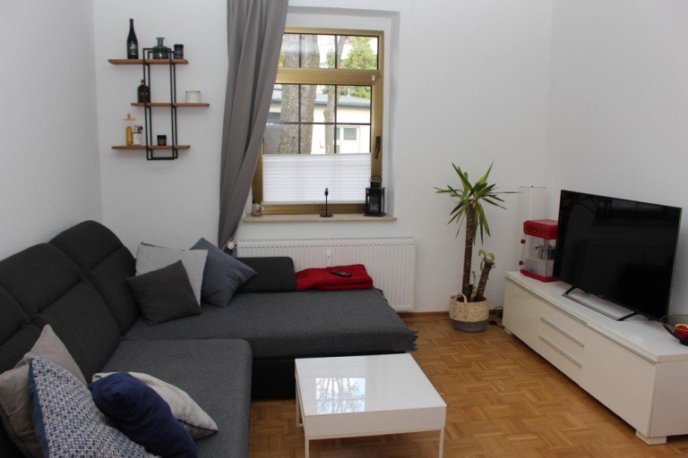Wohnzimmer Neuss / Neusserfurth Erdgeschosswohnung + NEUSS + 3 ZIMMER WOHNUNG + 57 m� + ERDGESCHOSS + GARTENNUTZUNG