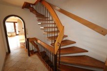 Flur + Kaarst + gro�z�giges Reihenendhaus + Bj. 1981 + ca. 155 m� Wohnfl�che + 6 Zimmer + 2 Garagen +