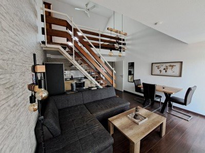 Hauptbild + Kaarst + Maisonettewohnung + 2. OG + ca. 60 m² Wohnfläche + 2 Zimmer + Balkon +