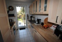 Wohnung 1 - K�che + Kaarst + vermietetes 6-Parteien-Haus + Baujahr 1968 + insgesamt ca. 312 m� Wohnfl�che + Garage +