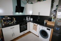 Bild (c2abc692668c1fe8ab26ab9ccebf2755): + Kaarst + 1-Zimmerwohnung + ca. 58 m� Wohnfl�che + Balkon + 5. OG + Aufzug + TG-Stellplatz +