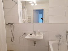 Bad + Kaarst-Vorst + 3-Zimmerwohnung + Barrierearm + ca.105 m� + Balkon + Aufzug + TG Stellplatz +