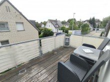 Balkon + Kaarst + 2,5-Zimmer-Wohnung in 2-Familien-Haus + ca. 73 m� Wohnfl�che + Balkon + Stellplatz +