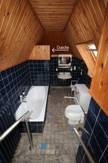 Badezimmer OG + Driesch + freistehendes Einfamilienhaus + 110 m� Wohnfl�che + 757 m� Grundst�ck + sehr ruhig +