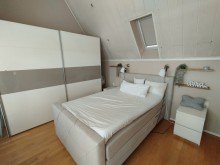 Schlafzimmer + Kaarst + 2,5-Zimmer-Wohnung in 2-Familien-Haus + ca. 73 m� Wohnfl�che + Balkon + Stellplatz +