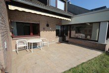 Terrasse + Kaarst + Einfamilienhaus + Bj. 1972 + ca. 564 m� Grundst�ck + ca. 159 m� Wohnfl�che + 2 Garagen +