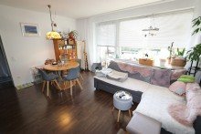 Wohnung 3 - Wohnzimmer + Kaarst + vermietetes 6-Parteien-Haus + Baujahr 1968 + insgesamt ca. 312 m� Wohnfl�che + Garage +
