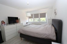 Schlafzimmer + Kaarst + Reihenhaus + ca. 98 m� + 3 Schlafzimmer + Garten + 2019 modernisiert + Garage (optional) +